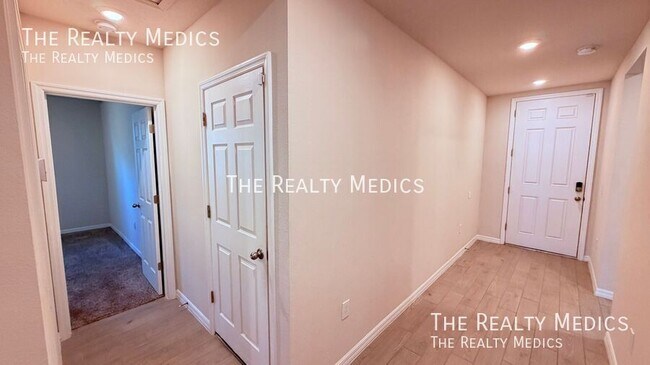 702 Alta Vista Ct