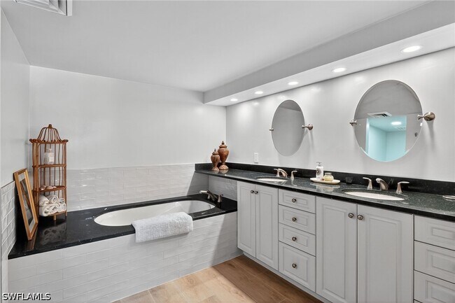 Photo - 2400 Gulf Shore Blvd N Unit 603