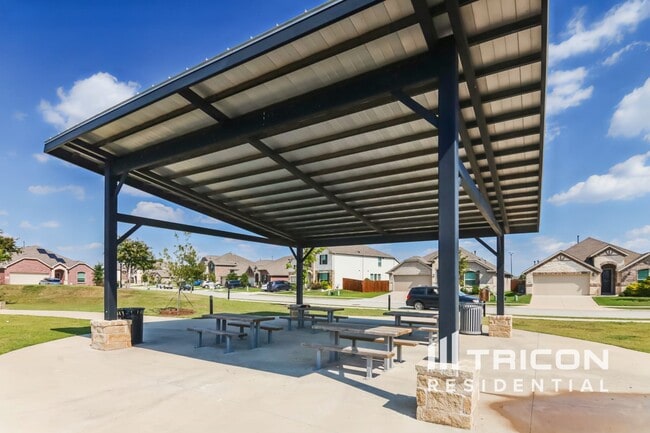 Photo - 1601 Parlier St