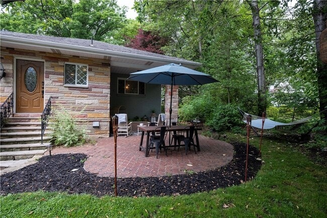 109 Oak Ridge Dr
