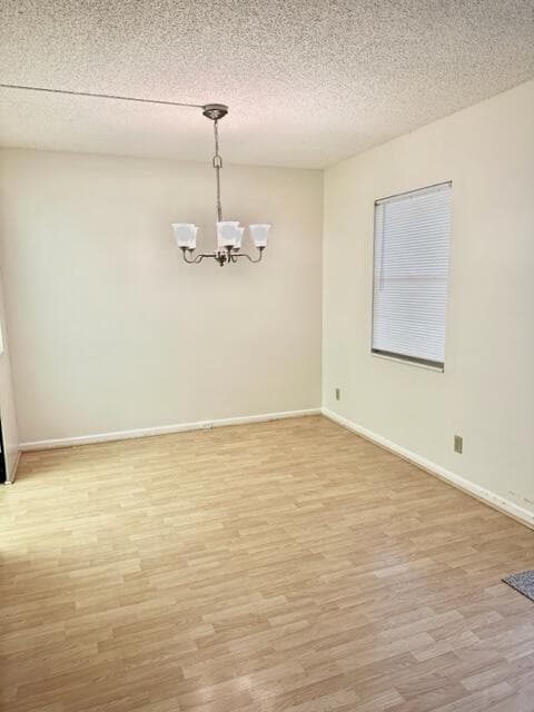 Photo - 3063 Ainslie Dr