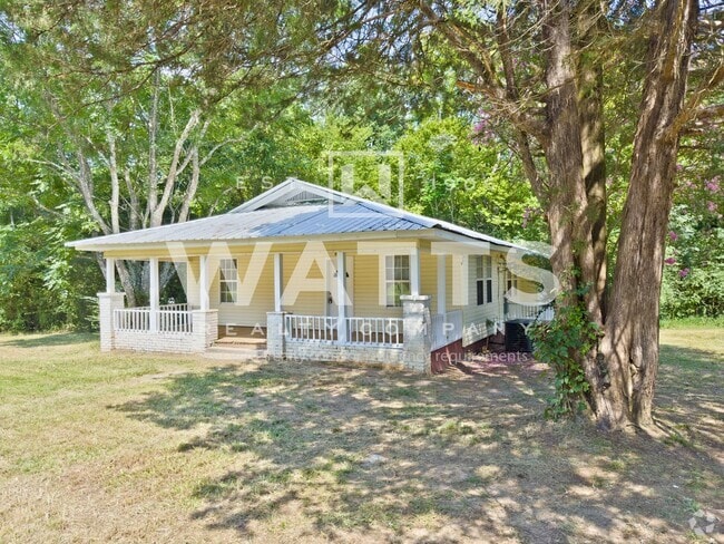 Building Photo - 3 Bedroom Home in Graysville