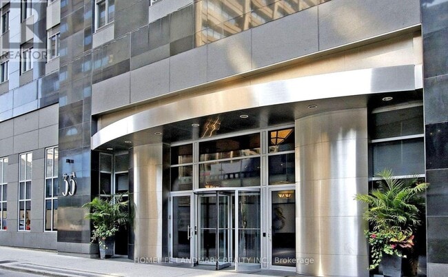 Photo - 35 Balmuto St Unit 2102