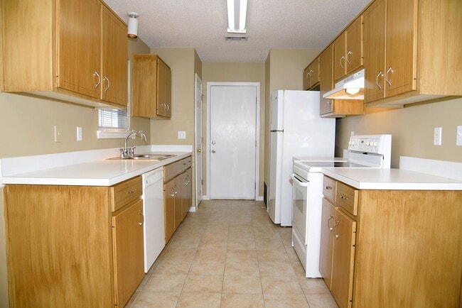 Photo - Charming 3 Bedroom in Niceville!