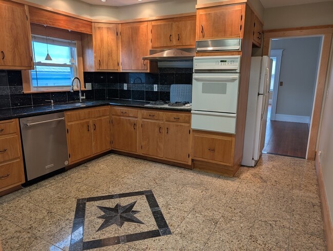 Photo - 759 Boylston St Unit 2