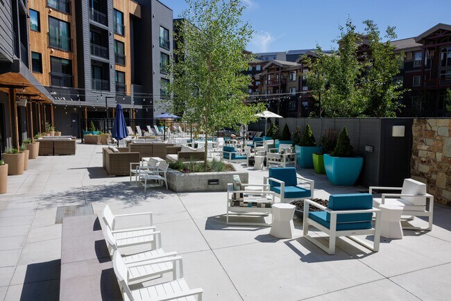 2670 Canyons Resort Dr Unit 212