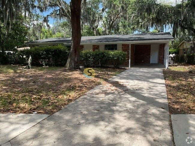 Building Photo - 5665 Enchanted Dr Rental