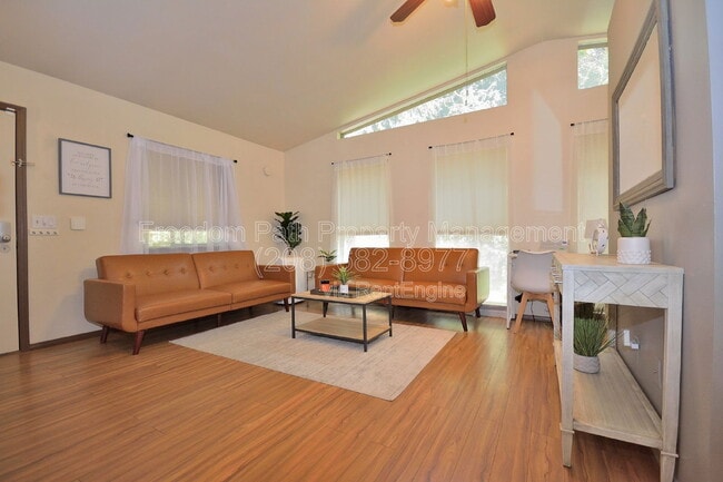 Photo - 11960 N Government Wy