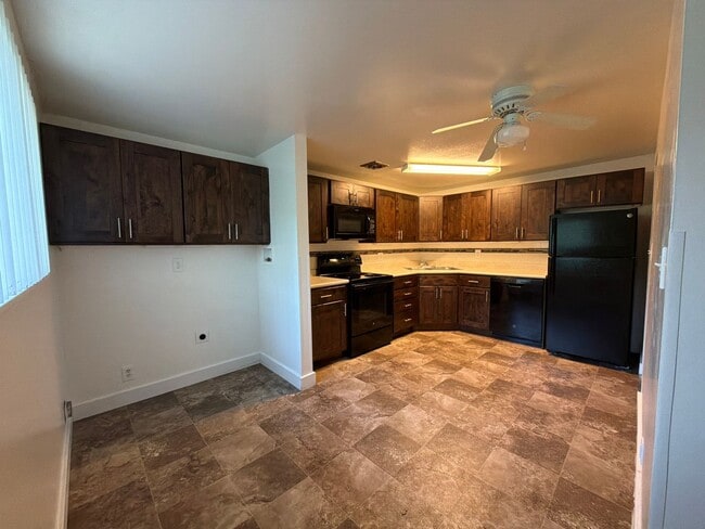 Building Photo - 255 S 600 E Unit 255-2