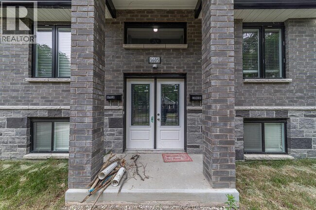 Photo - 3605 King St