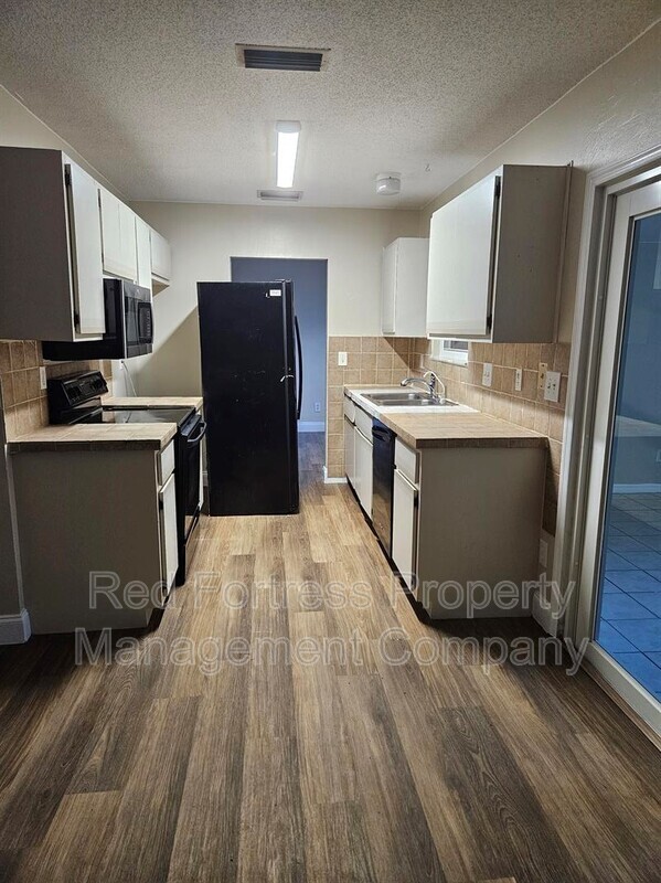 Photo - 15836 Keygrass Ln