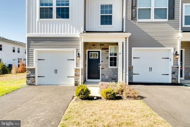 Photo - 69 Nelsons Wy