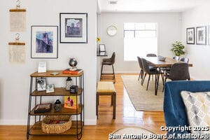 Photo - 427 W Lynwood Ave