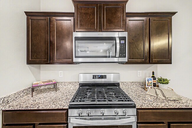 315 W Aberdeen St