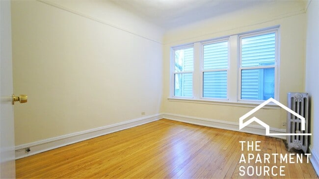 Photo - 2948 N Albany Ave Unit 1W