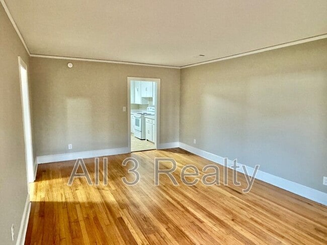 Photo - 108 Brantwood Dr Unit B