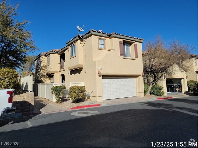 Building Photo - 8540 Amaryllis Hills Ave Rental