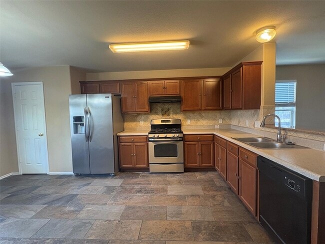 Photo - 18316 Great Falls Dr