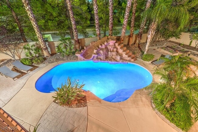 Building Photo - 249 Timber Hollow St