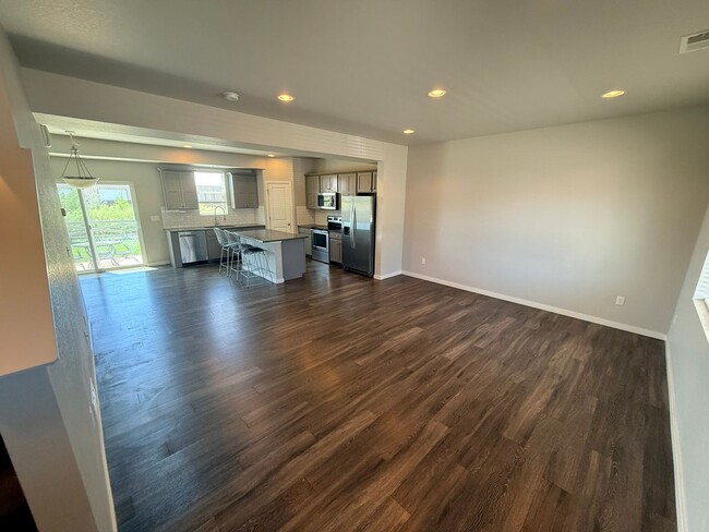 Photo - Bright Modern Home in TimberVine - 3 Bed, 2.5 Bath, 2 Car Garage