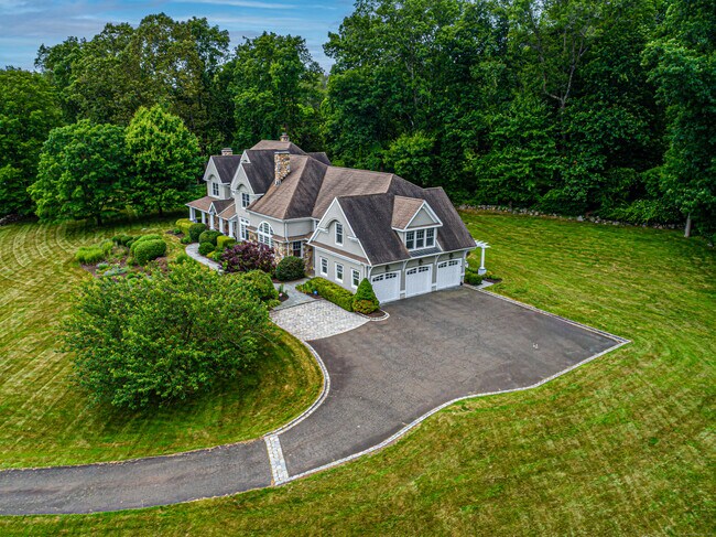 Photo - 125 Nod Hill Rd