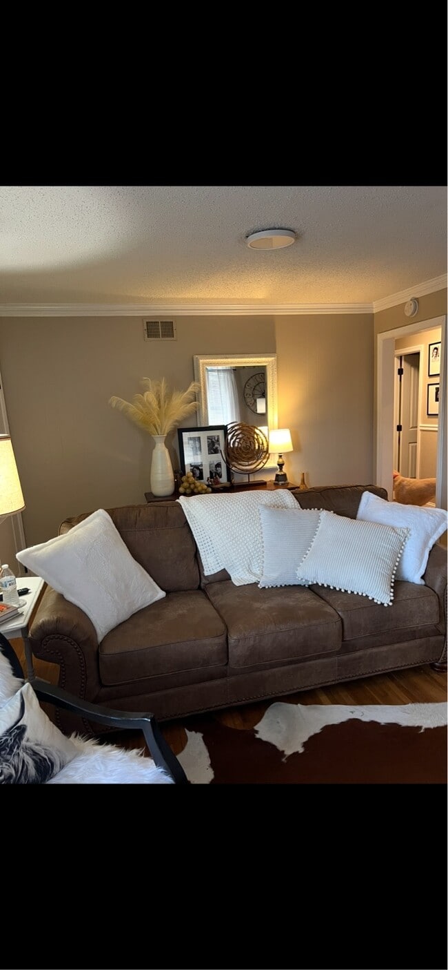 Photo - 105 Davis Ave