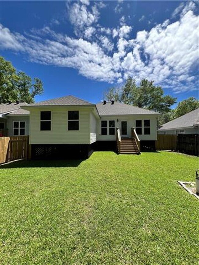 Photo - Beautiful One year old 3 BR 2 bath home