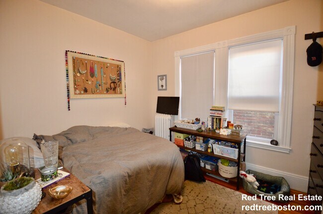 Photo - 98 Cypress St