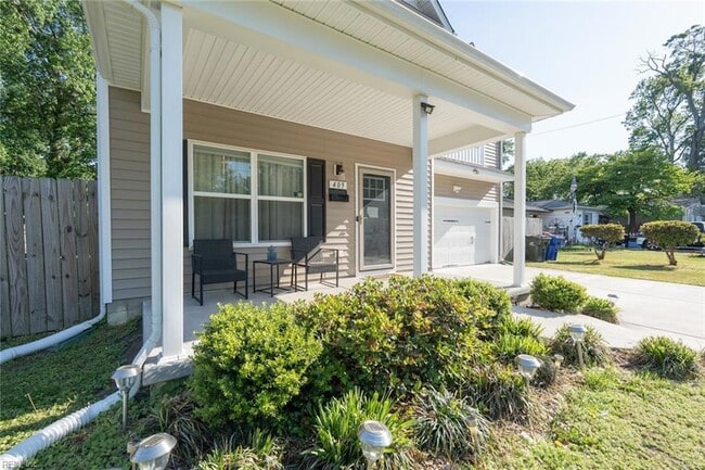 Photo - 409 Draper Dr