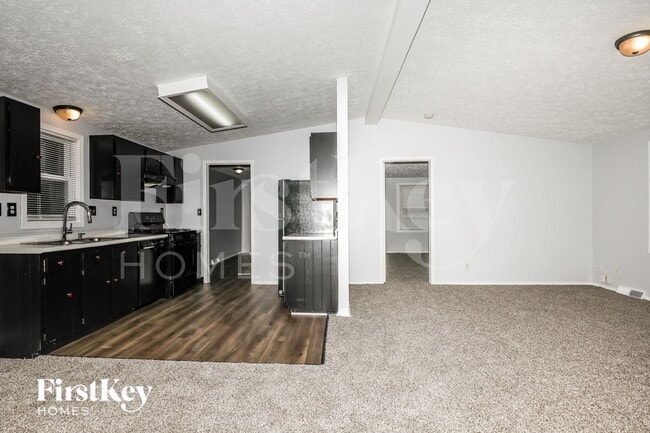 Photo - 4638 N Richardt Ave