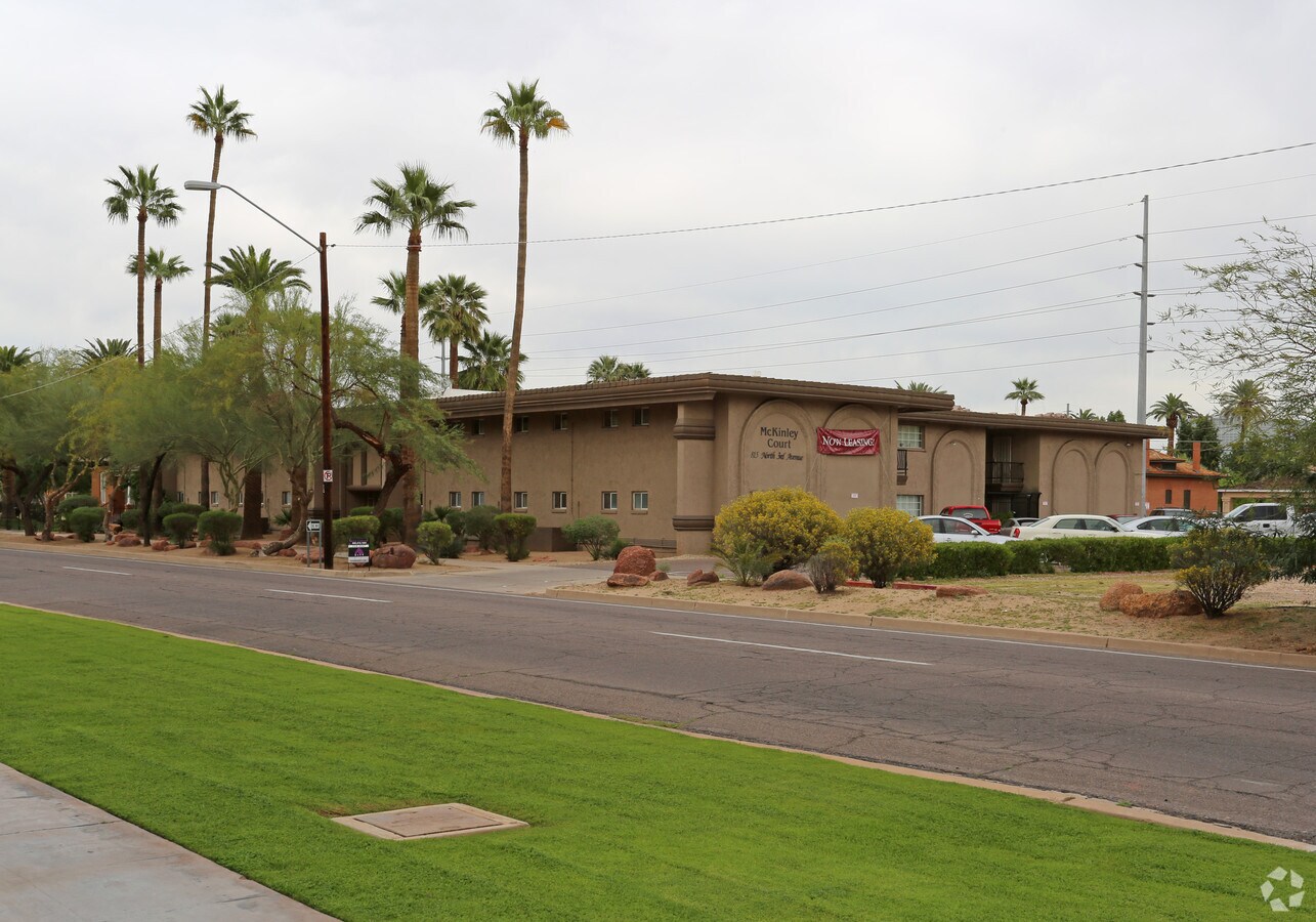 McKinley Court Apartments - McKinley Court Apartments