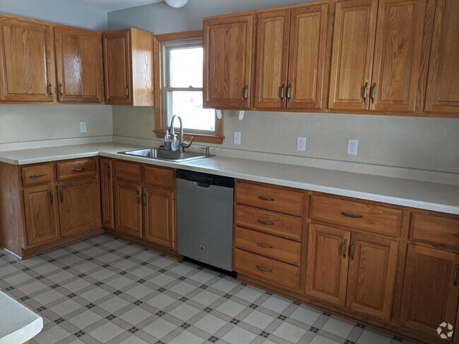 Building Photo - 8726 Portland Ave S Rental