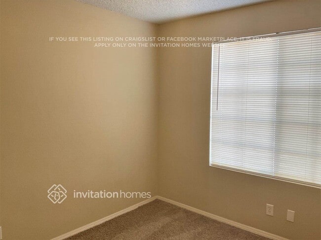 Photo - 921 S Val Vista Dr