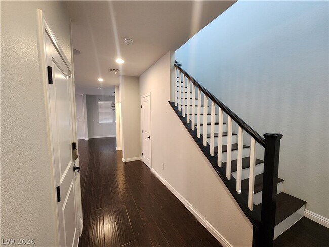 Photo - 5476 Sentinel Point Ct