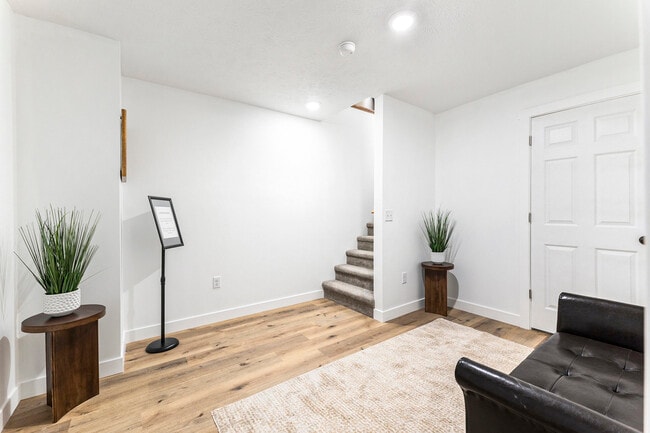 Photo - 175 Thrive Blvd