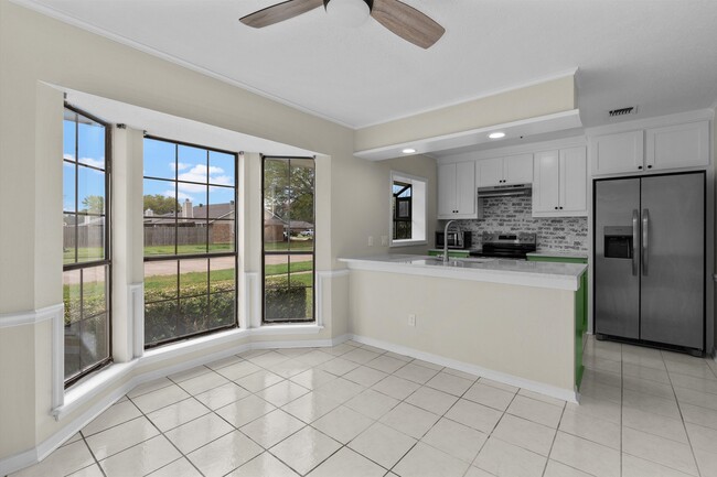 Photo - 5303 Susanna Dr