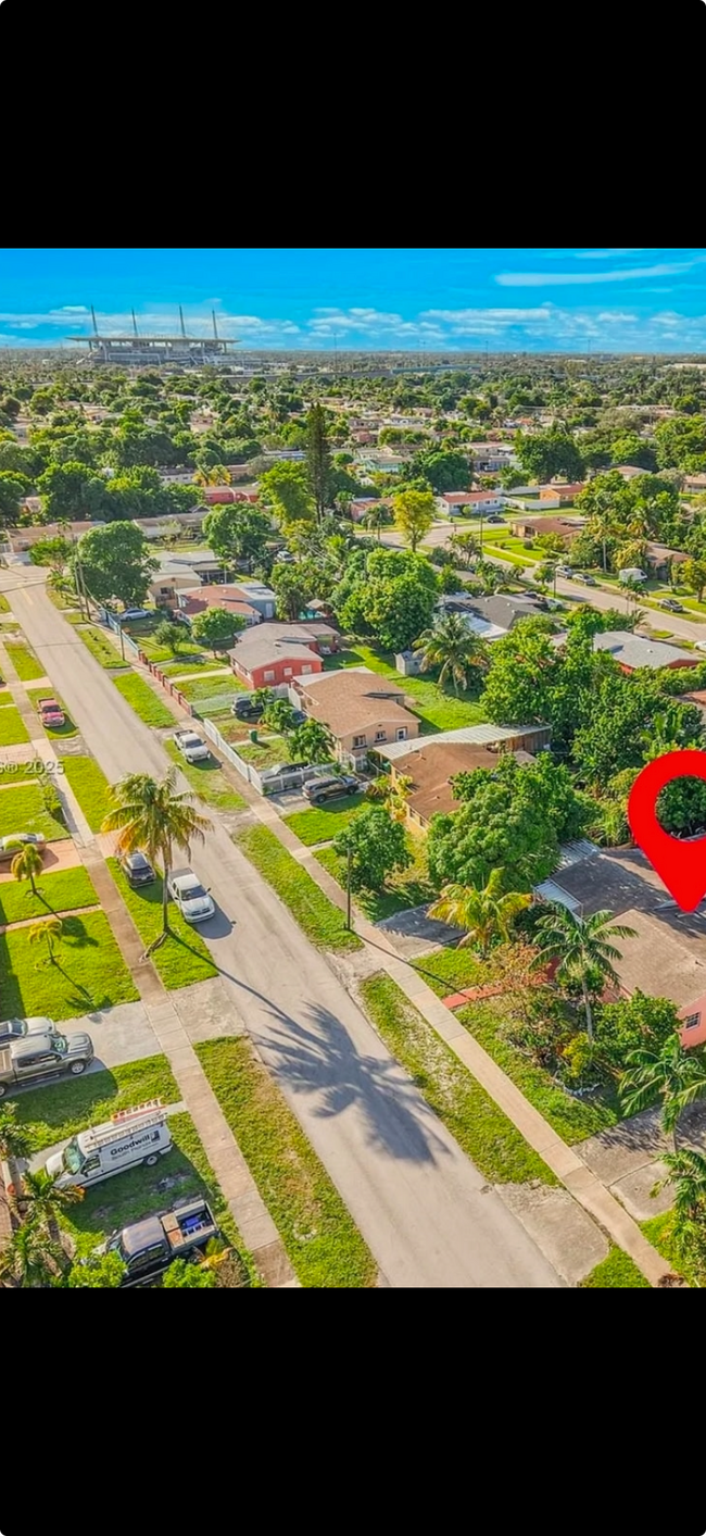 1041 NW 196th Terrace