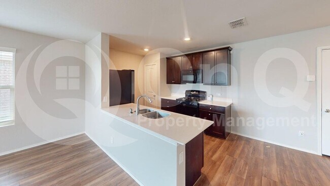 Photo - 331 Buckeye Ave