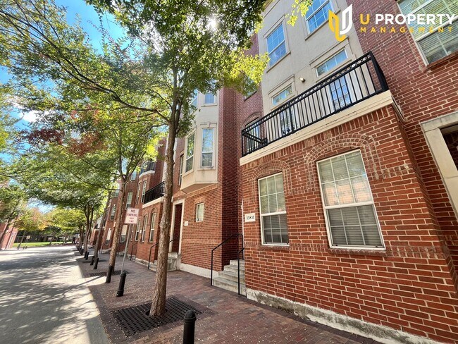 15831 Breedlove Pl