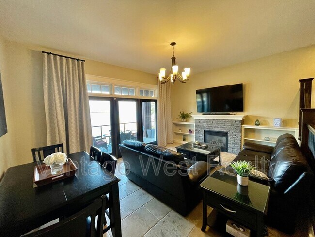 10677 Okanagan Centre Rd W