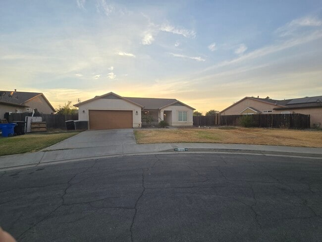 Building Photo - 1236 S Capital Ct Rental