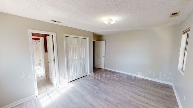 Photo - 1552 Shoally Creek Rd