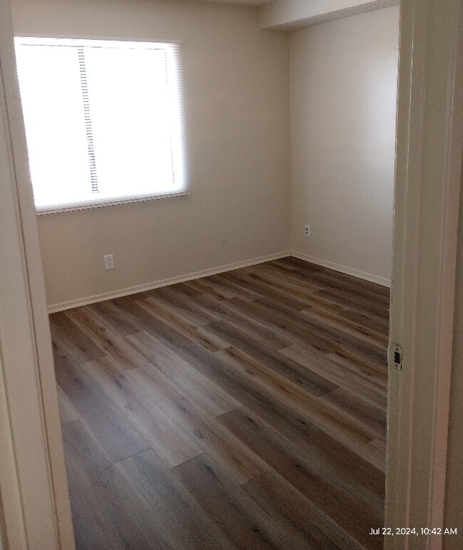 Photo - 38290 5th St E Unidad 122