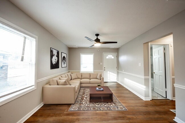 Photo - 3101 N Temple Ave