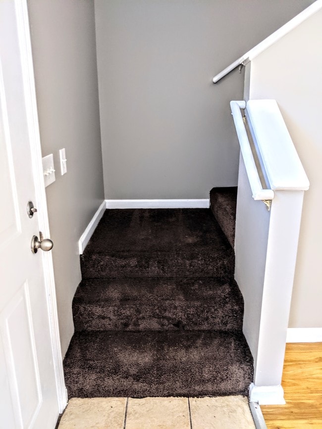 Photo - Fieldstone Apartments