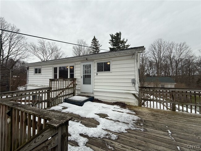 Photo - 2653 W Seneca Turnpike