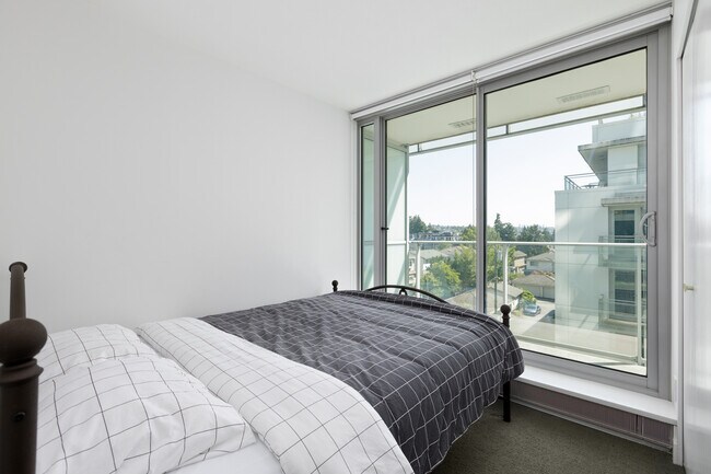 Photo - GEC Marine Gateway