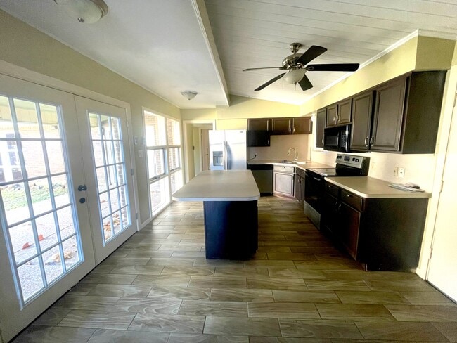 Photo - 7906 Pecan Villas Dr