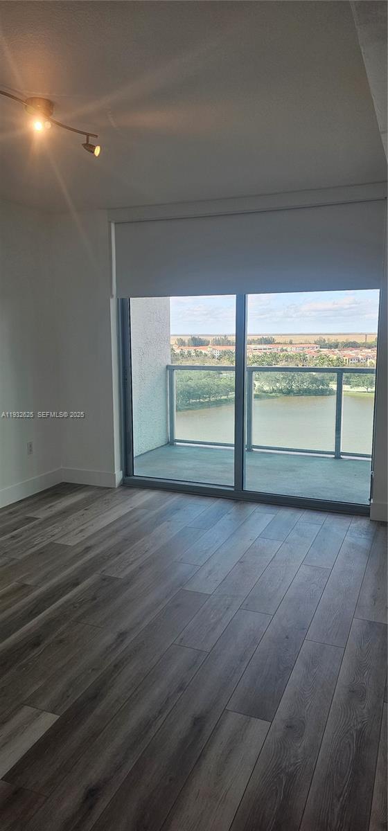 Photo - 2681 N Flamingo Rd Unidad 1506S