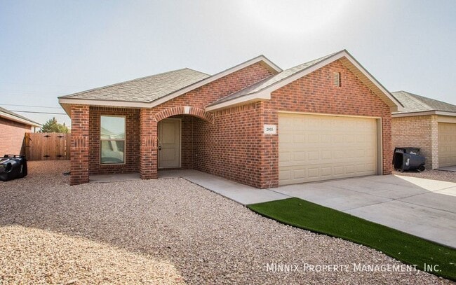 Photo - 2005 Kenwood Ave